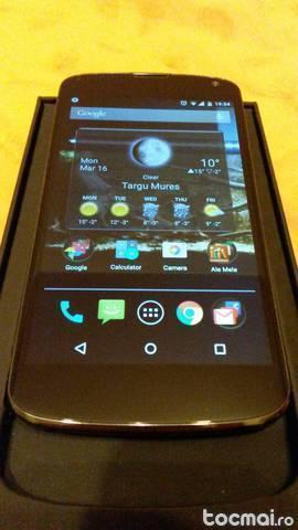 Nexus 4 in stare foarte buna