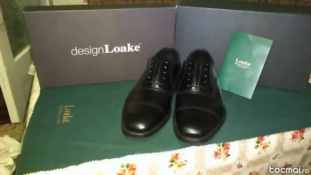 Pantofi loake