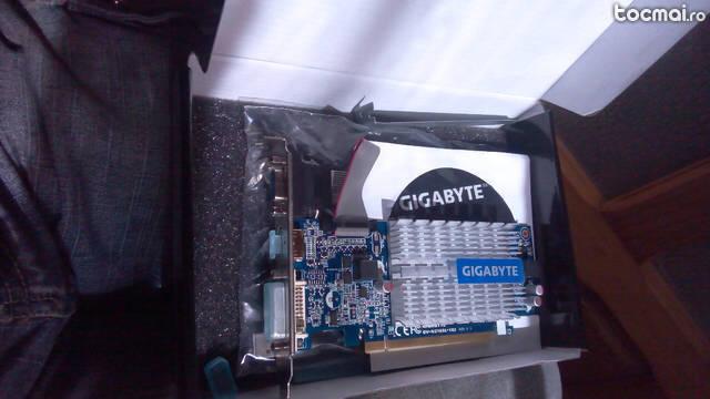 placa video GeForce 210