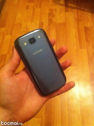 Samsung Galaxy S3 16GB liber de retea full box impecabil!