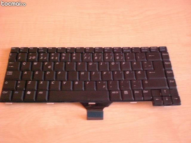 tastatura medion md 97900