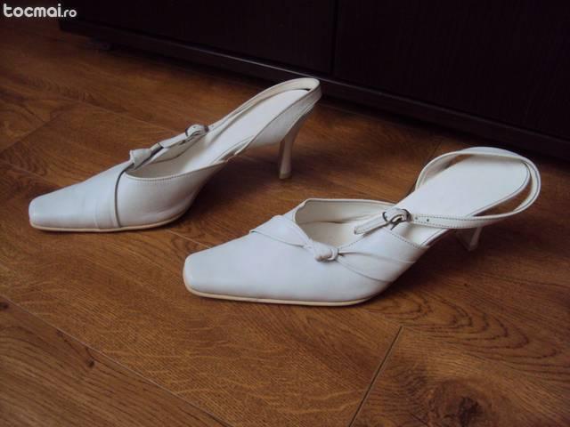 Pantof- sanda piele alba (nunta)
