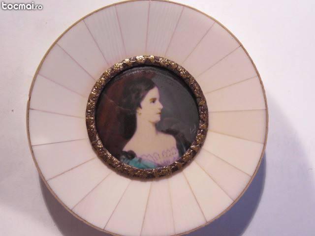 Fildes- pictura miniatura fildes cu rama fildes