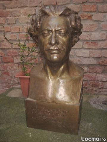Statuie bronz- Profesor Ioan Sarchie- Sculptor lemn- 1893- 1971
