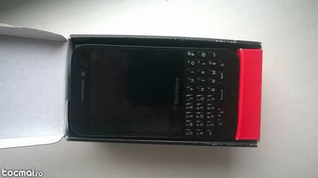 blackberry q5