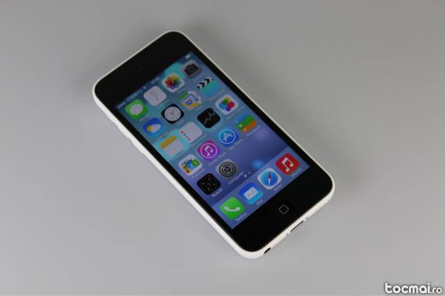 iPhone. 5c alb cu r sim 750 Ro