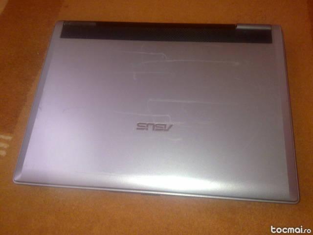 Laptop Asus F3 dual core 300lei