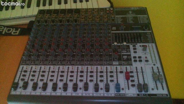 Mixer behringer