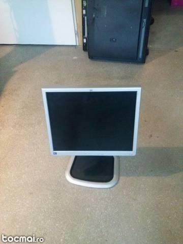 Monitor Hp 19 '' Lcd impecabil