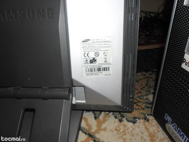 Monitor LCD Samsung SyncMaster 950B 19