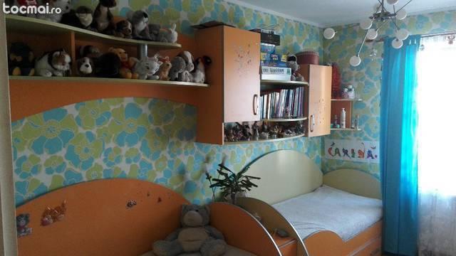 Mobila camera pentru copii.