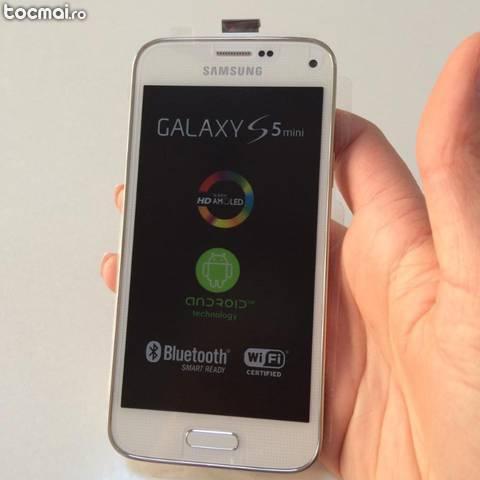 Samsung galaxy s5 mini, g800f. alb sau negru