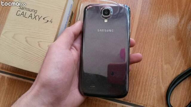 Samsung S4 schimb S4+diferenta