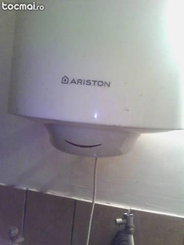 Boiler electric Ariston 80l aproape nou