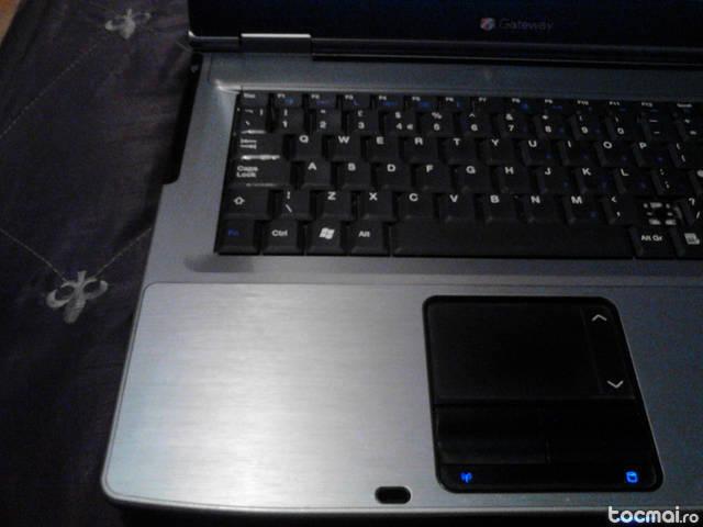 Laptop Gateway, 2Gb of ram, Hdd100Gb, Intel duo core1, 8Ghz