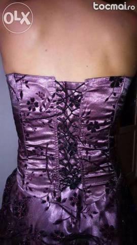 Rochie de seara cu corset