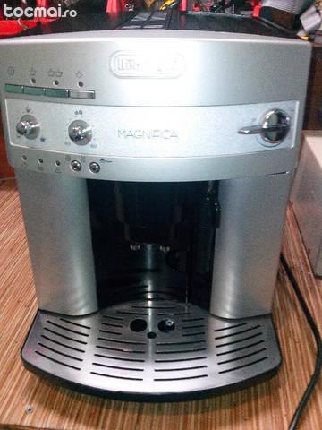 Espresor Cafea DeLonghi Esam3200 12 luni garantie
