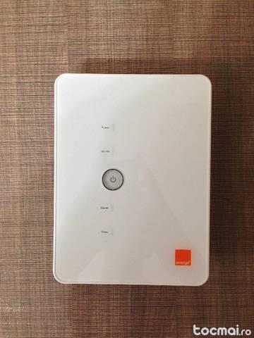 Modem Huawei B560 3G Orange Wireless WiFi Router Internet