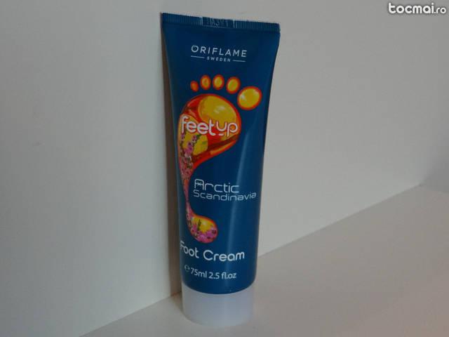 Crema feet up arctic scandinavia 75 ml– pret minim, nou