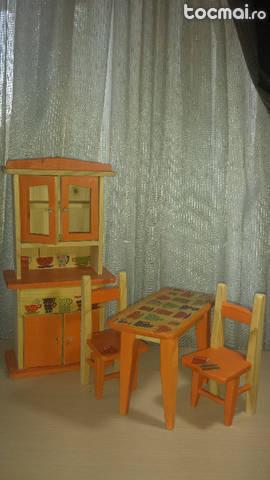 Mobila de lemn / mobilier de lemn pentru papusi barbie
