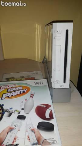 Consola Wii + 2 jocuri, 2 controllere