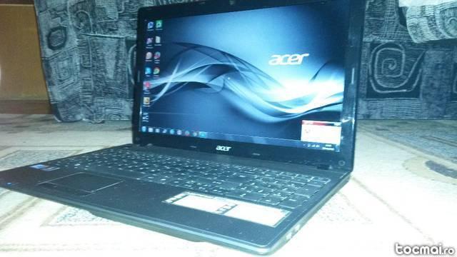 Acer Aspire 5733