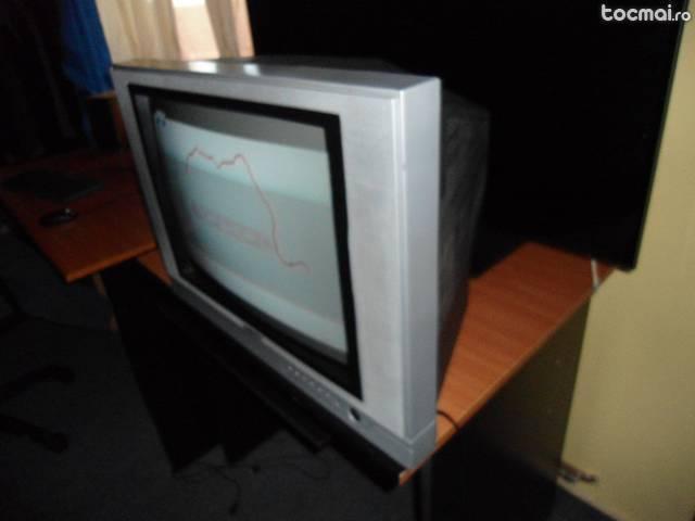 Televizor color 54 cm