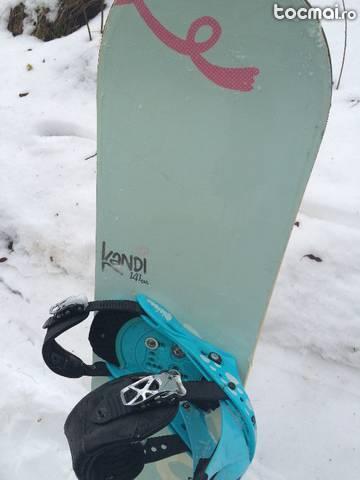 Placa Snowboard K2 Kandi (141 cm) + legaturi Burton Cartel
